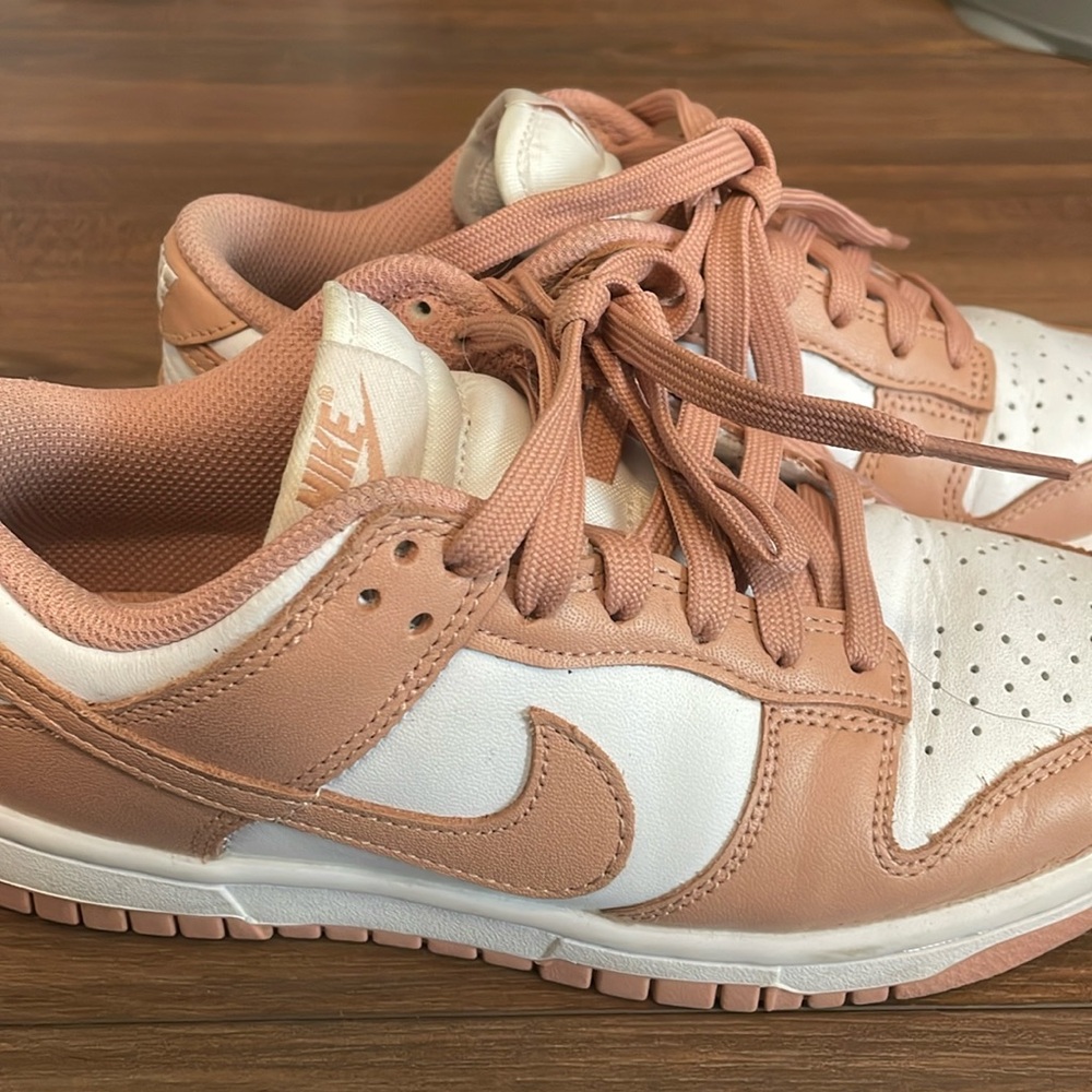 Nike dunks rose whisper